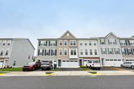 Wyche Knoll Ln-S2011-001.jpg