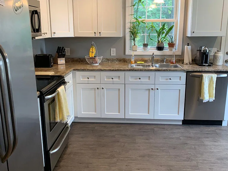 431 Laurel St #A — Photo 9