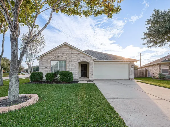 3214 Northgate Ct, Manvel, TX 77578