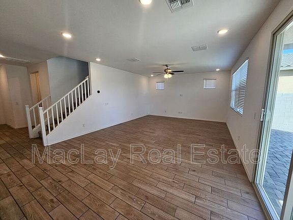 5th image of 22815 E Watford Dr