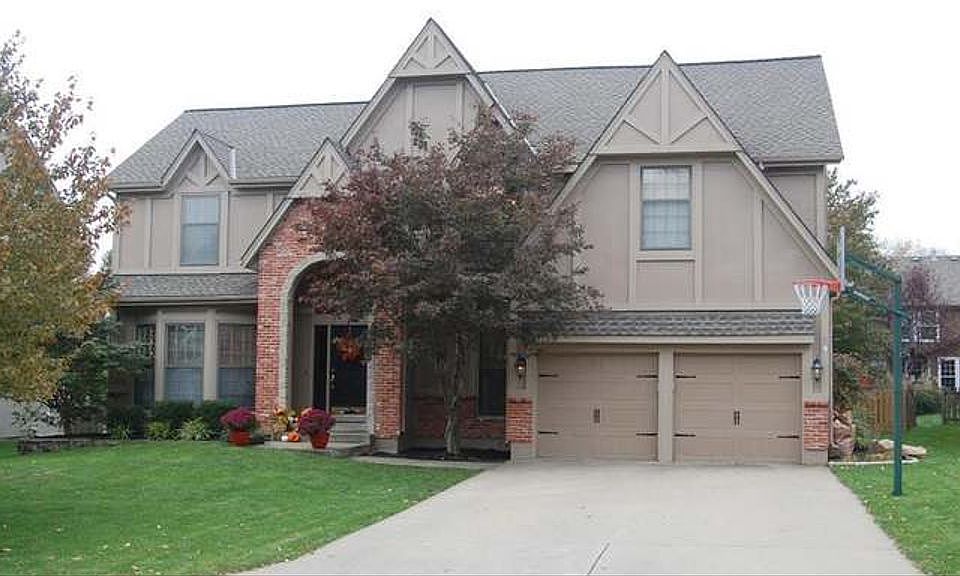 1st image of 9123 W 131st Pl