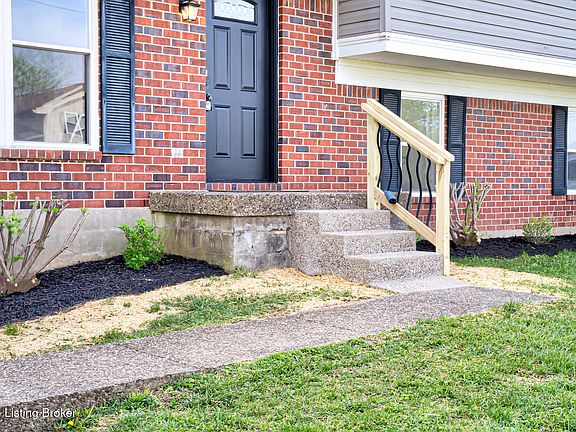 3rd image of 4303 Cara Way