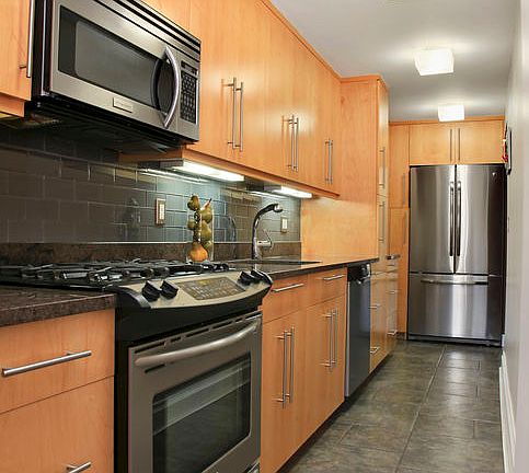 3rd image of 35 Park Ave APT 8J