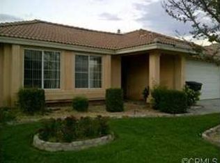 925 Peacock Dr, San Jacinto, CA 92583