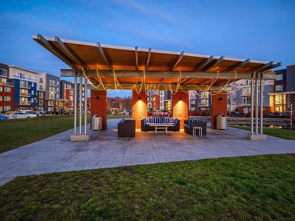Ridge at Robinson apartments community photo