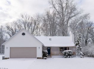 27447 Dunford Rd, Westlake, OH 44145