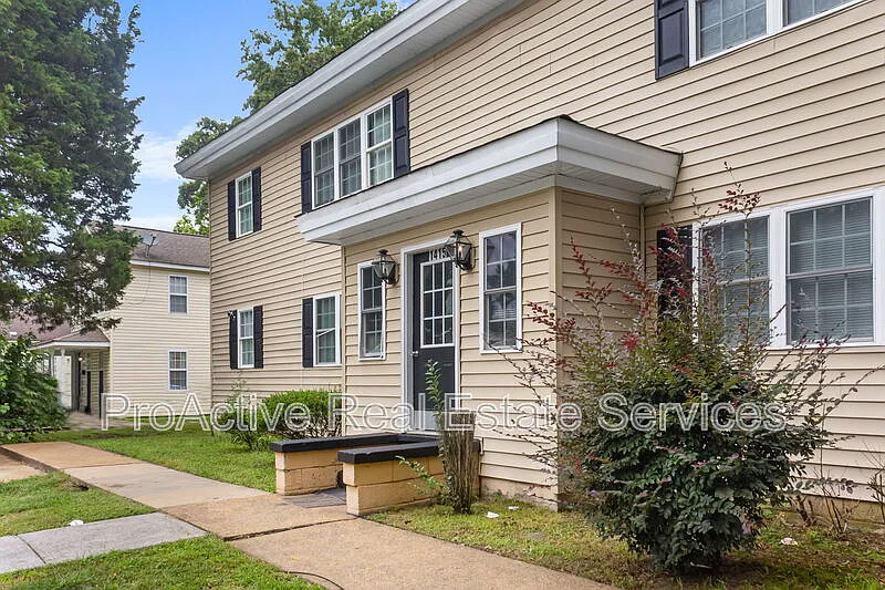 2 bed, 1.0 bath, 800 sqft, $1,650 — Photo 3