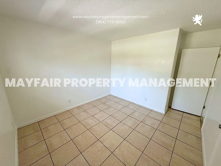 432 NW 42nd St #2 — Photo 7