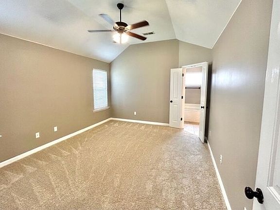 5th image of 10815 Colton Dr