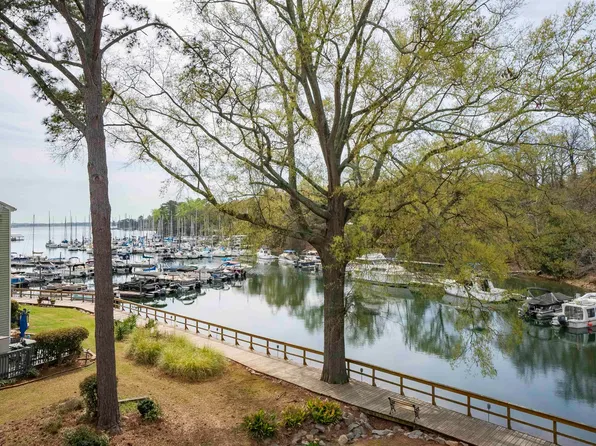 242 Shoreline Dr, Columbia, SC 29212