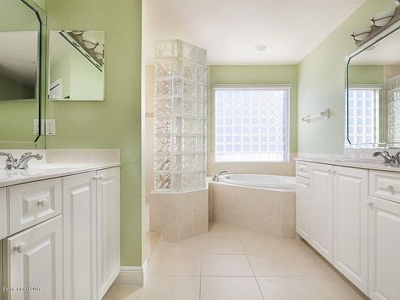 5th image of 702 King Neptune Ln #2