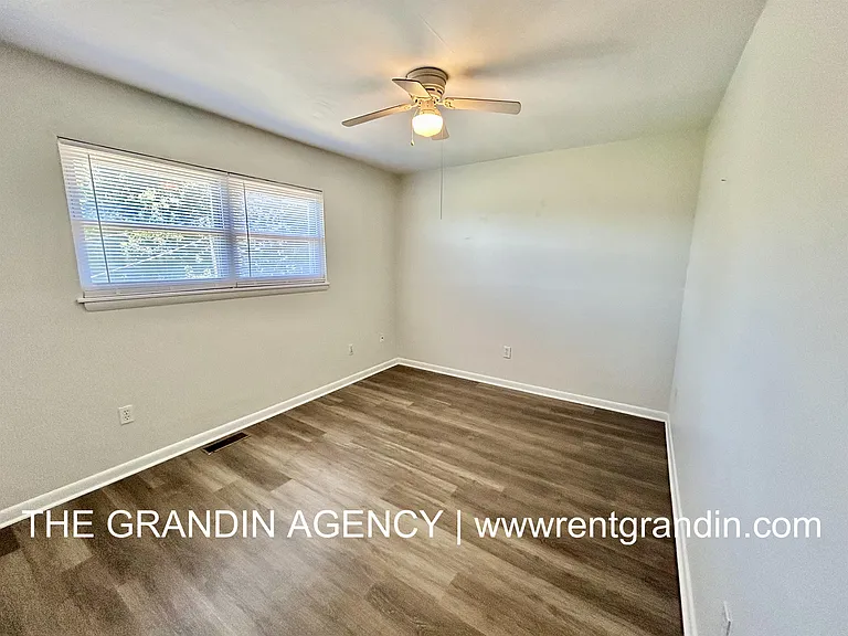5335 Carolyn Cir #5335 — Photo 15