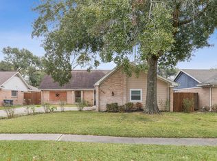 5022 Pine Cliff Dr, Houston, TX 77084