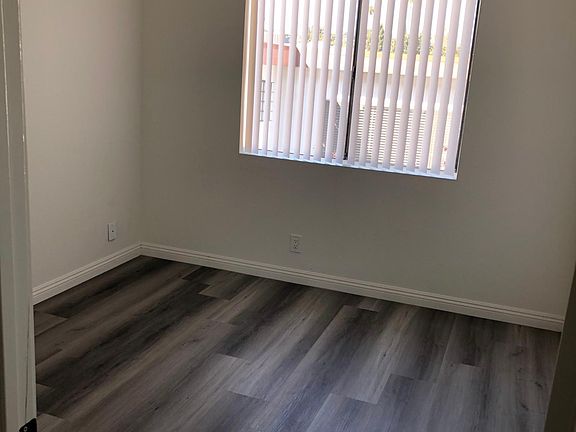 5th image of 3719 Kelton Ave