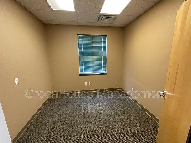 2nd image of 3409 Elm Springs Rd Unit 12