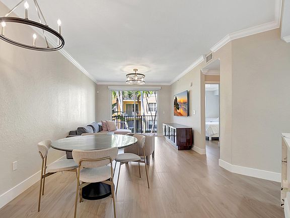 4th image of 1803 N Flagler Drive #203