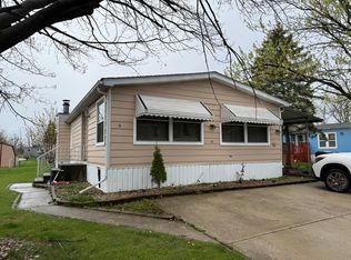 86 Candlegate Cir, Matteson, IL 60443