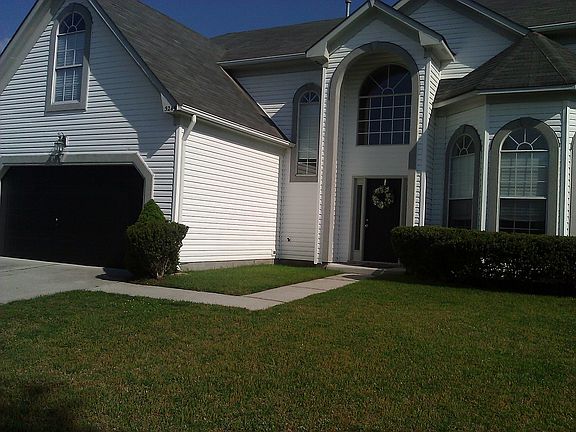 2nd image of 3245 Sacramento Dr