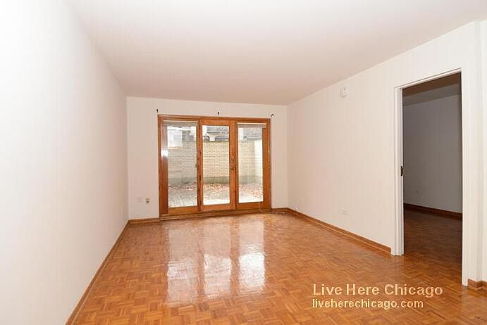 2nd image of 20 E Scott St APT 202