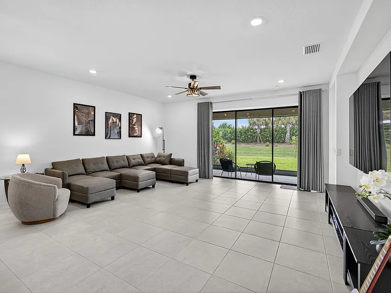 16426 Paynes Mill Dr — Photo 26