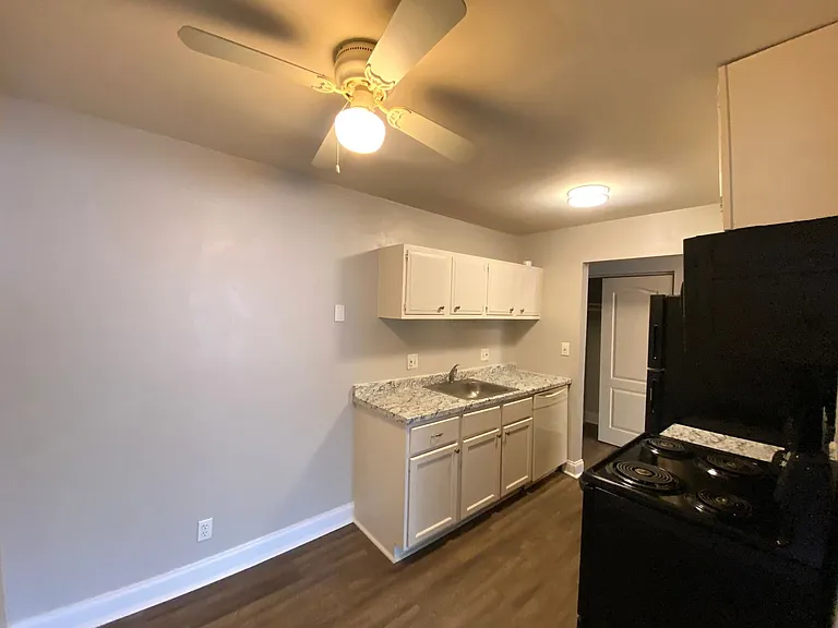 Peoria Flats - New Mgmt - New Name - Fresh Upgrades — Photo 5