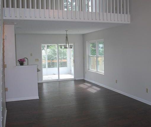 3rd image of 5467 Carbondale Dr