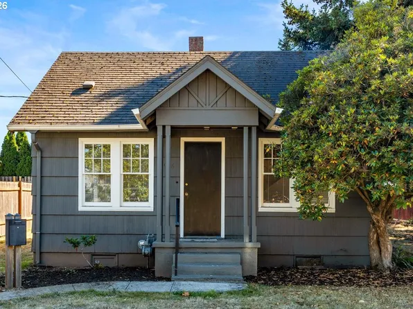 5926 NE Going St, Portland, OR 97218