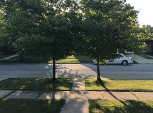 17612 Walter St, Lansing, IL 60438