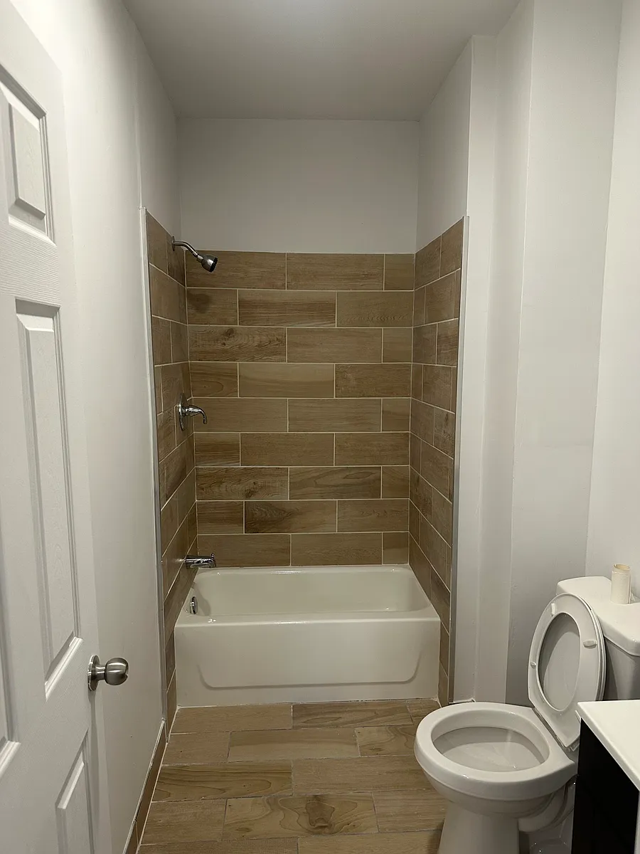 Building Photo - 24 N 3rd St #402