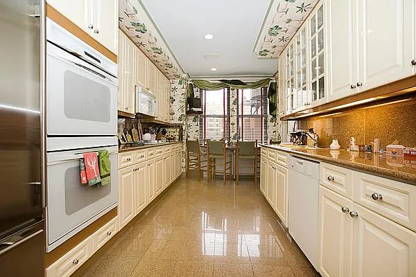 Sold by Keller Williams NYC | media 8