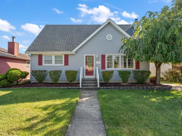 1767 Selo Dr, Schererville, IN 46375
