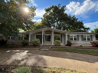 1209 Ridgewood Dr, Russellville, AR 72801