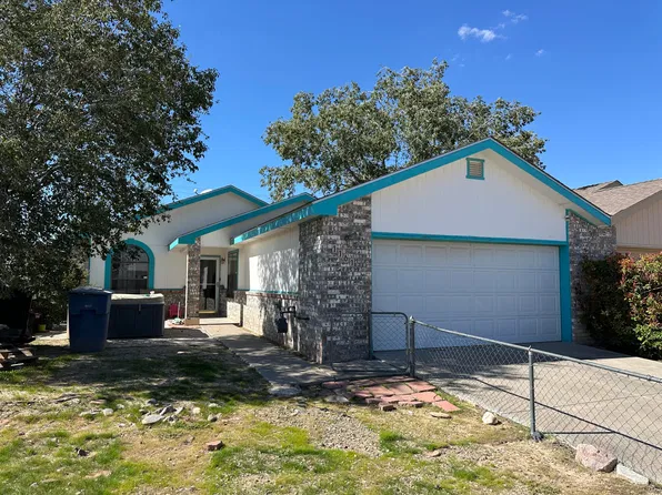 1161 Camino Del Rey Dr SW, Los Lunas, NM 87031