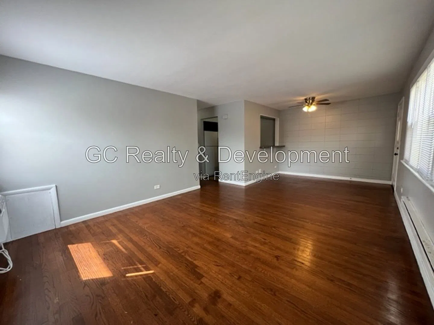 2 bed, 1.0 bath, 1115 sqft, $1,450 — Photo 3