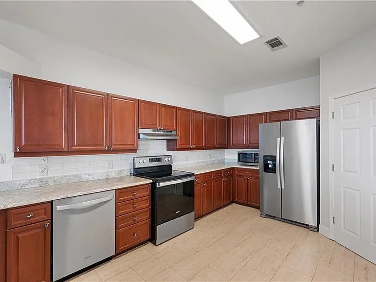3334 Peachtree Rd NE #1902 — Photo 21
