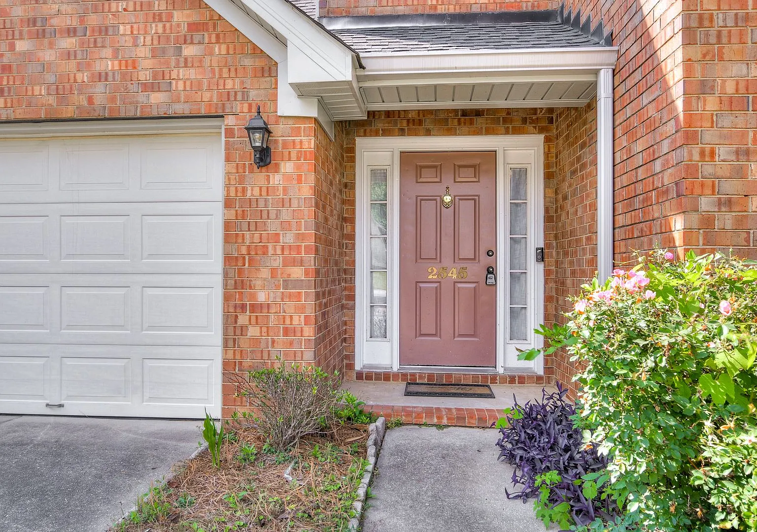 Brick Two Story — Photo 4