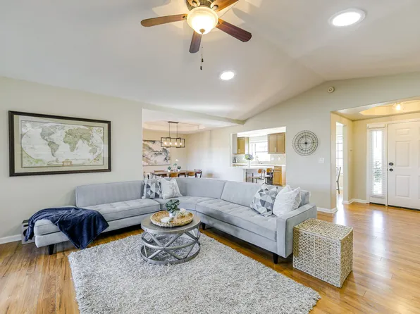 5268 Mica Ct, Redding, CA 96003