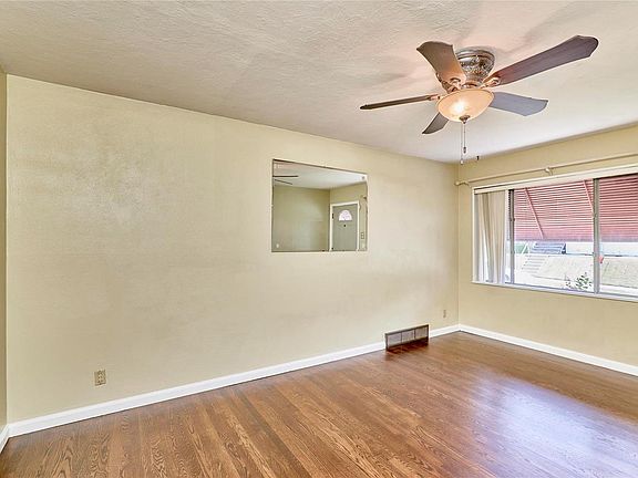 2nd image of 5155 Dresden Ave