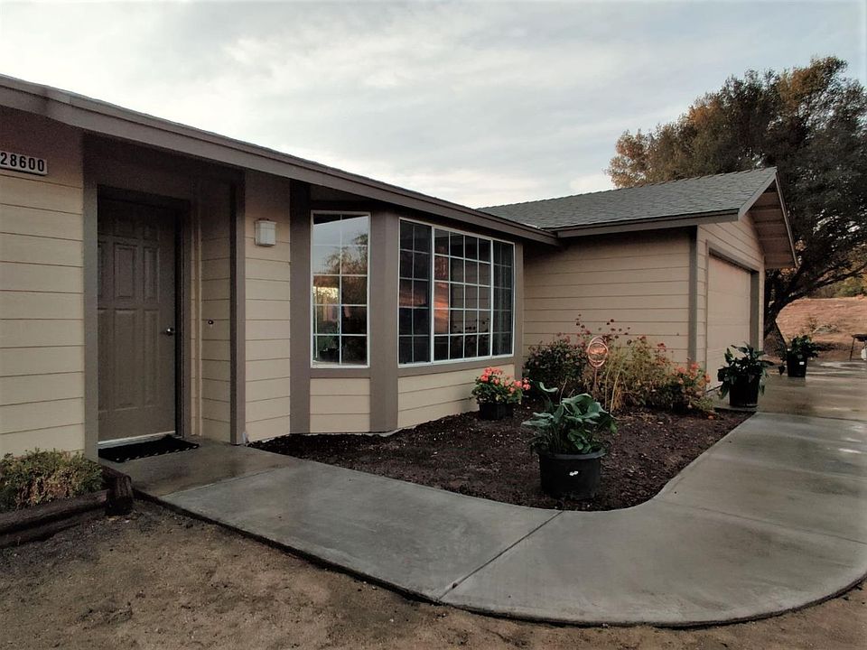 1st image of 28600 Copper Creek Dr