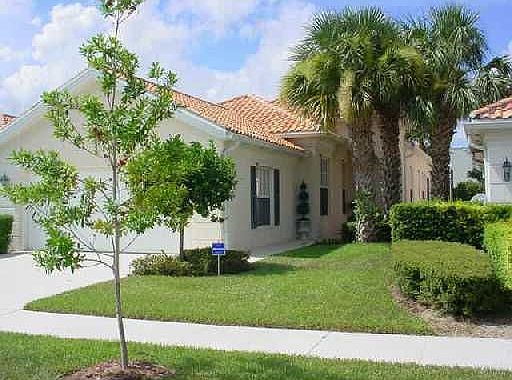 1st image of 4611 Hammock Cir