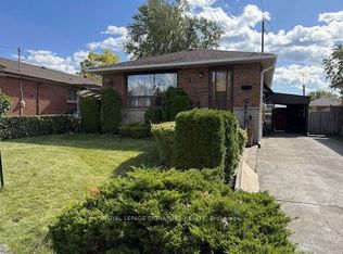 63 Nelson St, Toronto, ON M1J2V5