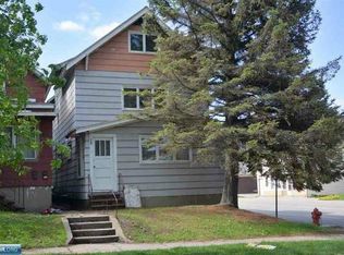 128 7th St S, Virginia, MN 55792