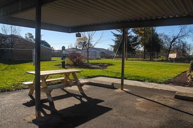 975 W Ridgeway Ave Hermiston OR Zillow