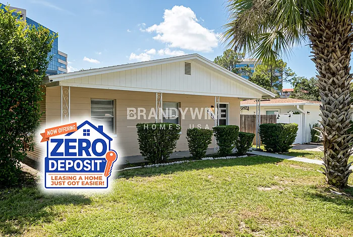 4 bed, 2.0 bath, 1260 sqft, $2,320 — Photo 1