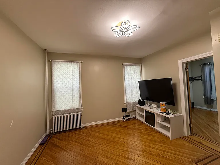 360 Ege Ave #1 — Photo 2