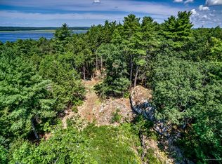 42 W Chops Point Rd, Bath, ME 04530