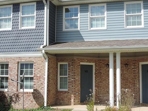1st image of 165 Gardenside Blvd