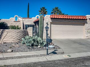 1202 W Circulo Del Norte, Green Valley, AZ 85614