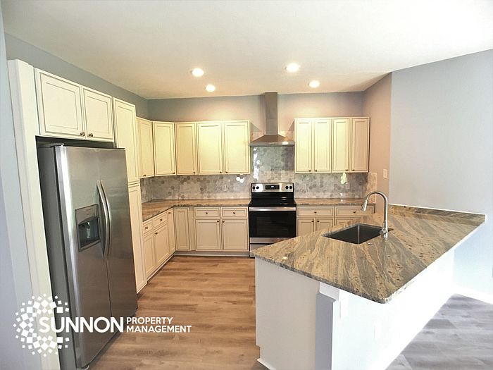 1st image of 3221 Bamburgh Ct
