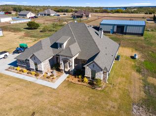 359 Martha Ln, Fort Worth, TX 76126